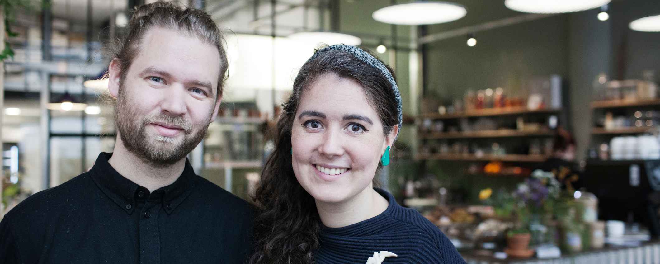 Eigenaren van veganistische cafe-bakkerij Sharp Sharp in Rotterdam