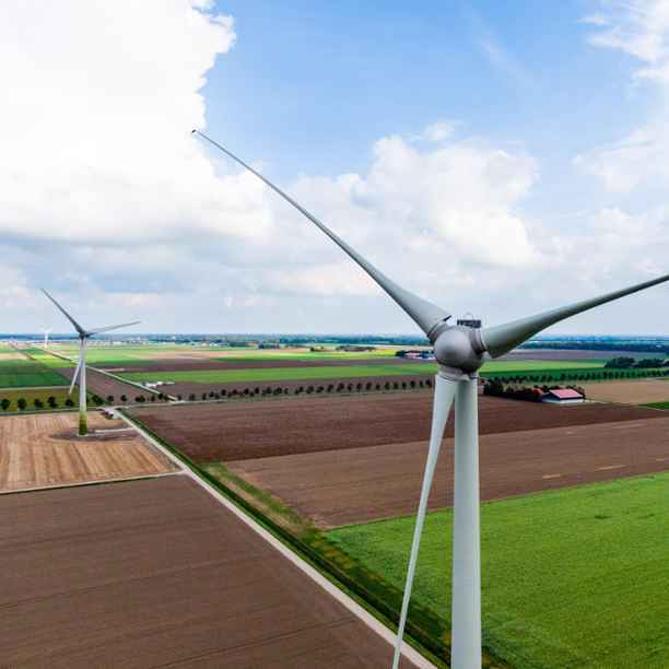 Welke zakelijke energieleveranciers leveren dit jaar de groenste stroom?