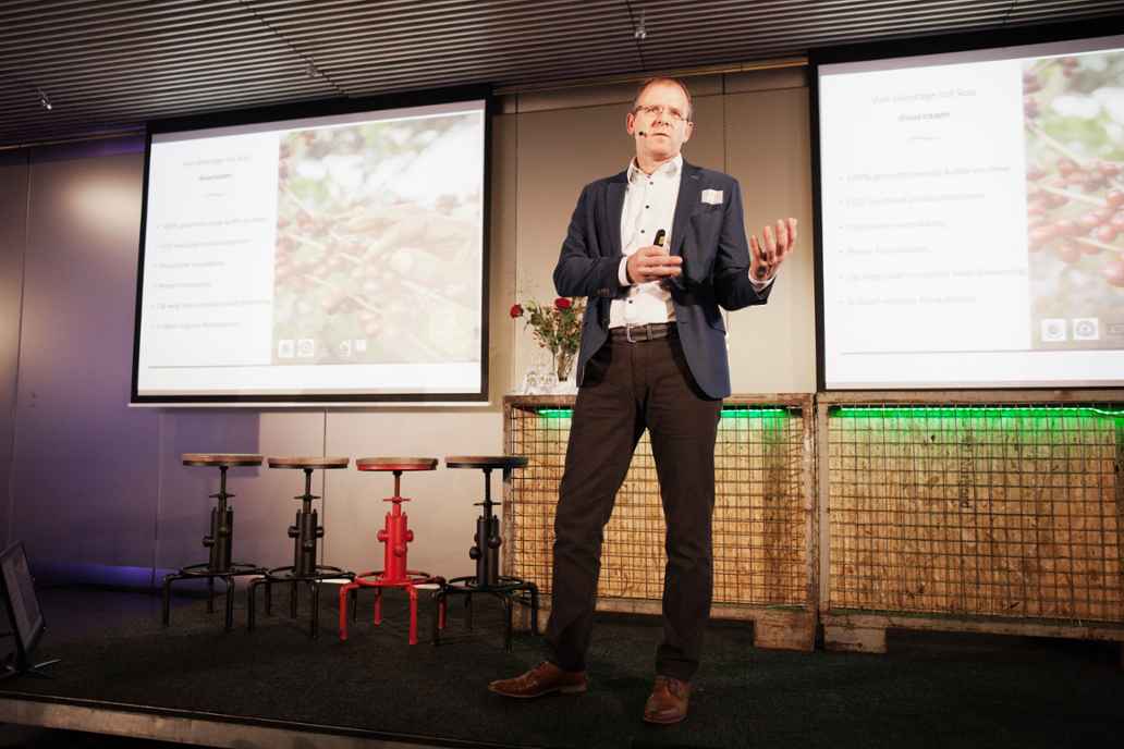 Timmo Terpstra van koffiebrander Peeze over circulaire economie Tridos Bank
